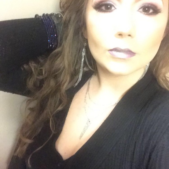 Meet your Posher, Taylor - Picture 7 of 11